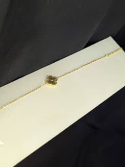   Golden Clover Bracelet thumbnail 0