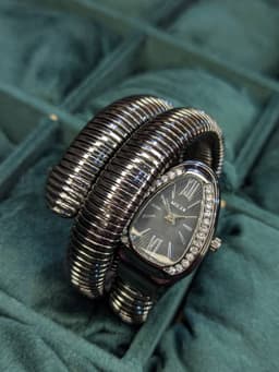 Snake watch gold thumbnail 1