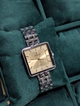 Timas Square thumbnail 0