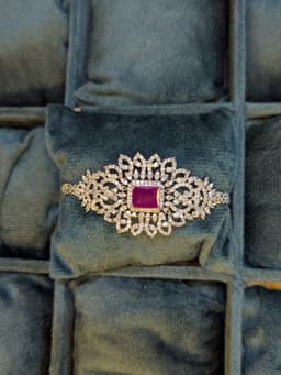 Zircon bracelet thumbnail 1