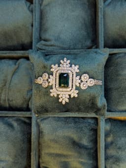 Zircon bracelet thumbnail 2