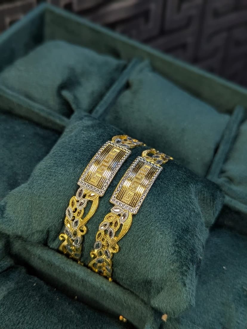 Gold platted bracelet