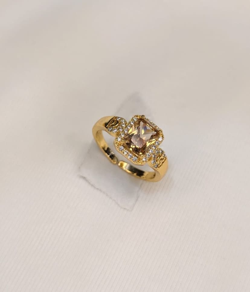 Gold spark ring 